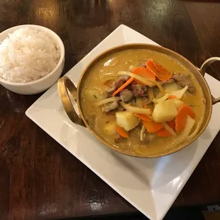 Yellow Curry with Beef ($1.00 extra for beef)