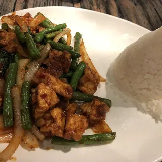 Pad Krapraw (Basil)