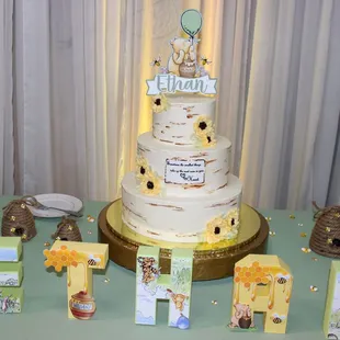 Baby Shower Winnie the Pooh Cake