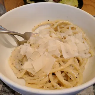Bucatini Cacio e Pepe