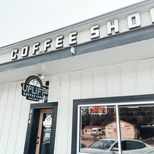 the front of a coffee shop