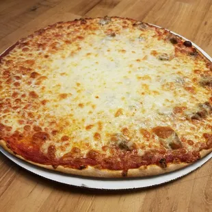 16inch half sausage pizza!!