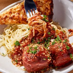 pasta dish, pasta, food