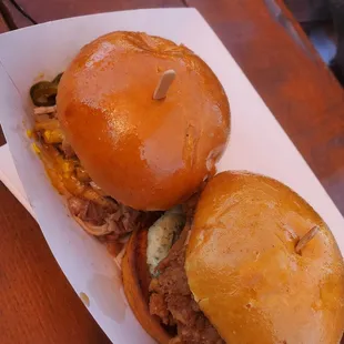 L: oinkster slider R: chipao slider