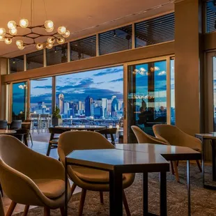 Indoor/Outdoor seating