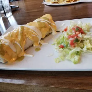 Really good food and service. Great place to have fun . Games are upstairs