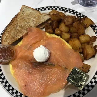 Salmon Omelete