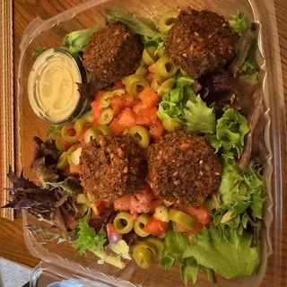 Falafel Salad