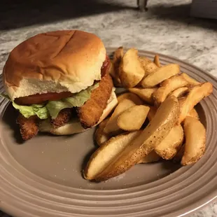 Chicken strip sandwich