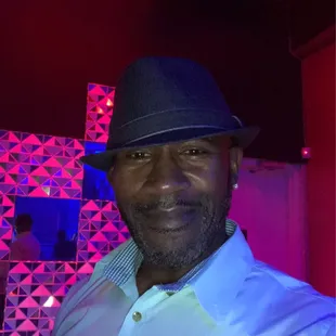 Uptown 78 Lounge