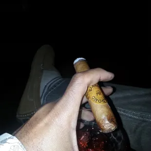 Smoking: Perdomo Drink: Apple Crown and Cherry..