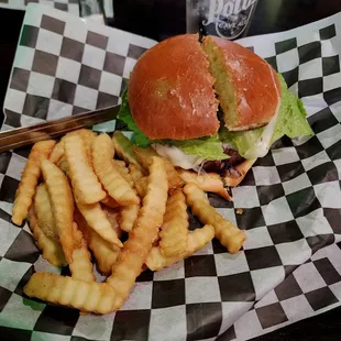 Classic Uptown Burger ($8.75)