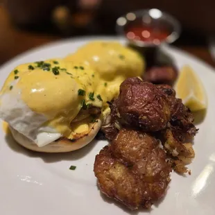Salmon Benedict was alright. The potatoes were top tier.