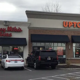 Next to Jersey Mike&apos;s. Frontage. Nov. 2021.