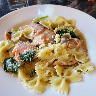 Smoked Salmon Bow Tie Pasta