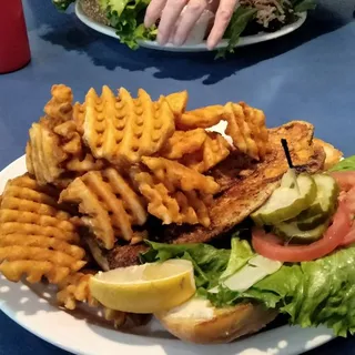 Catfish Sandwich