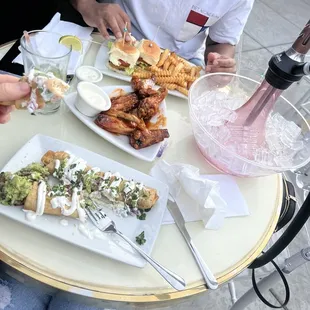 Food and hookah