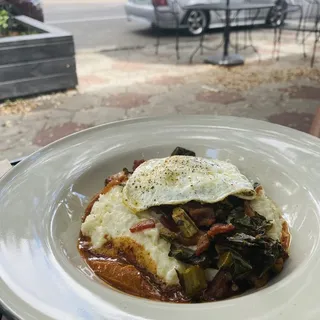 Gouda, White Cheddar and Black Pepper Grits