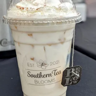 White Chocolate Pumpkin Chai Latte from Southern Tea Blooms | Instagram: @telephonesmoothie