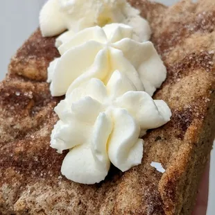 Chai Snickerdoodle Bar from Blossom and Bee Bakery | @telephonesmoothie