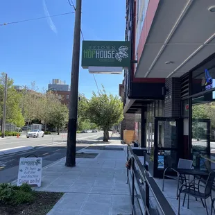 Front entrance as seen from sidewalk looking south on 1st Ave with available outdoor seating.