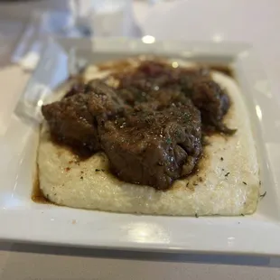 Oxtail Gouda Grits