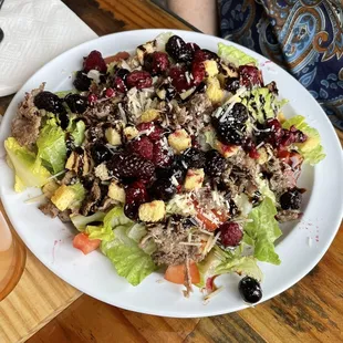 Steak &amp; Berry Salad