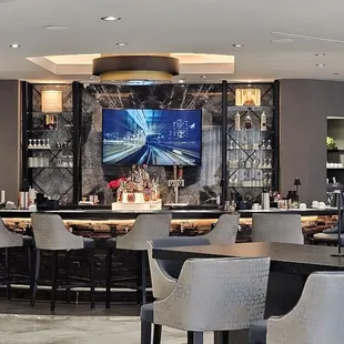 Uptown Lounge Craft Kitchen and Cocktails