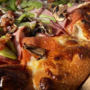 Thin crust uptown special