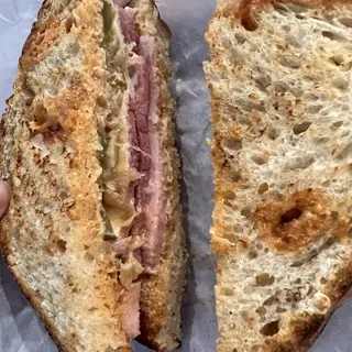 Smoked Ham & Gouda Sandwich