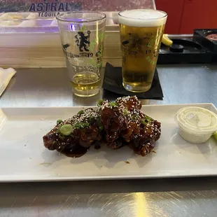 6 Korean barbecue wings