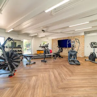 24 Hour Exercise Room