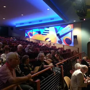 UPTOWN THEATER Grand Prairie : Lovely restored historical theatre