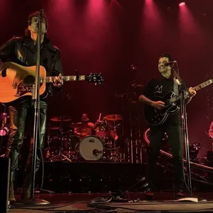 Boys Like Girls &amp; Dashboard Confessional