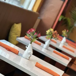 sushi and sashimi, interior