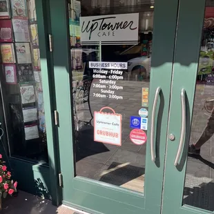 Entrance on 24th street