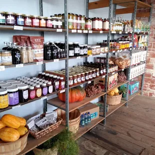 Love the fresh bread, vegan chips and amazing salsa!