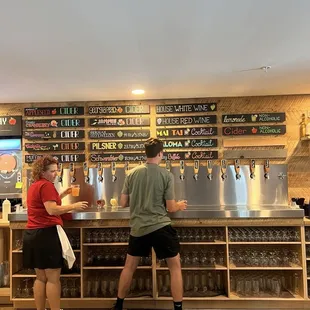 Cider menu &amp; bar
