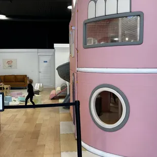 Play place (at cost)