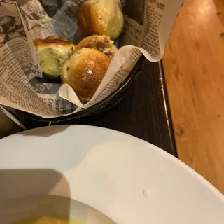 Garlic Knots