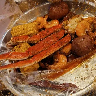 Crab legs &amp; shrimp boil