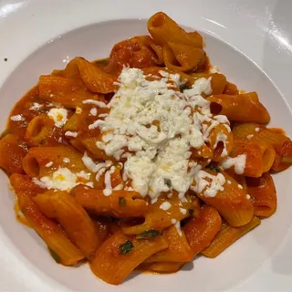 Rigatoni Pomodoro