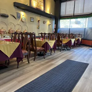 Empty restaurant. Ghost town. Predicting that this place shuts down in less than six months.
