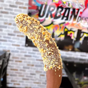 Chocolate banana w/ peanuts