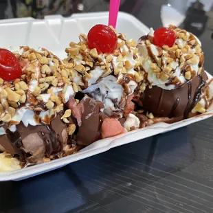 Frozen Chocolate Covered Sunday!!!!! Delicious