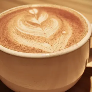 The Cafe Lattes were subtly sweet coffee drinks with leaves artistically drawn into the foam.