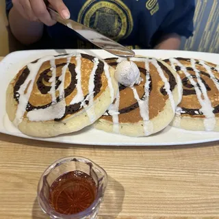 Cinnamon Swirl Pancake Flight