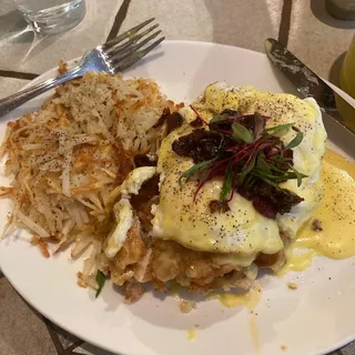 Chicken & Waffle Benedict