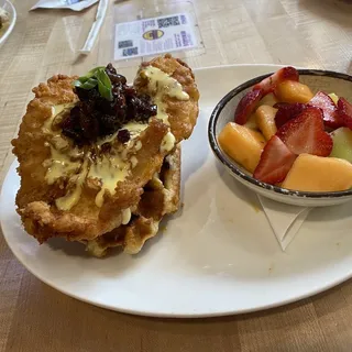 Chicken & Waffle Benedict