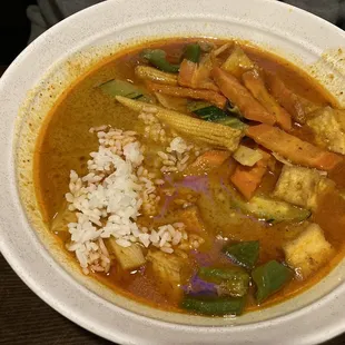 Penang with tofu and white rice